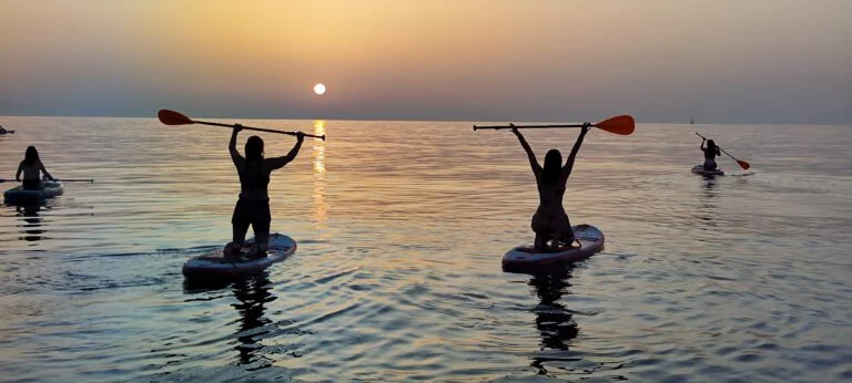 Standup Paddle Barcelona no Nascer do Sol